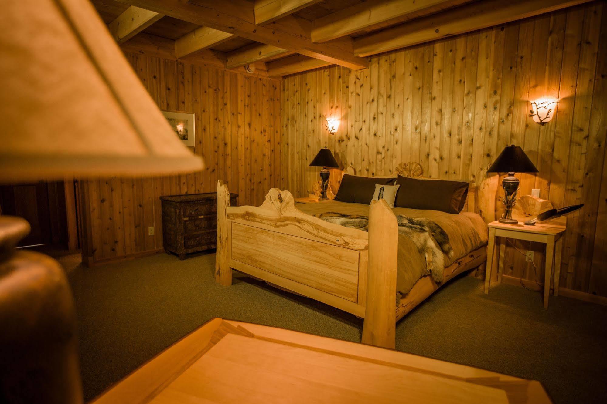 Bear Claw Lodge Kispiox Eksteriør billede
